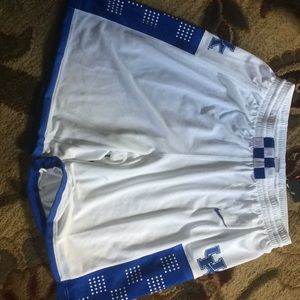 2010 Nike Kentucky Men’s Basketball Shorts Large
